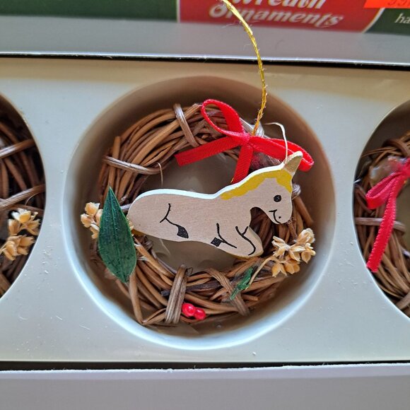 Vintage Set Of 3 Handmade Decorative Holiday Christmas Ornaments Collectible - Picture 3 of 10